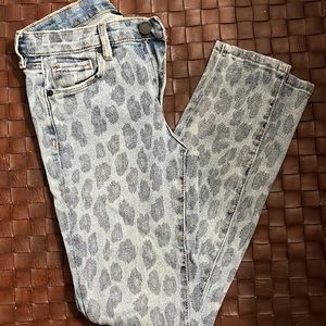 BlankNYC Leopard Print Mid Rise Skinny Jeans Size 25